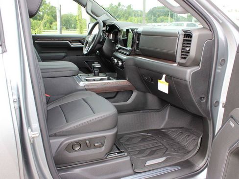 New 2026 GMC Sierra 1500 SLT w/ SLT Premium Plus Package AWD/4WD image 6
