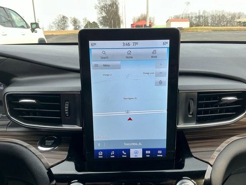 Used 2022 Ford Explorer Limited w/ Limited Technology Package image 26