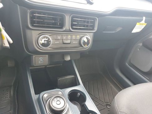 Used 2024 Ford Maverick XL image 13