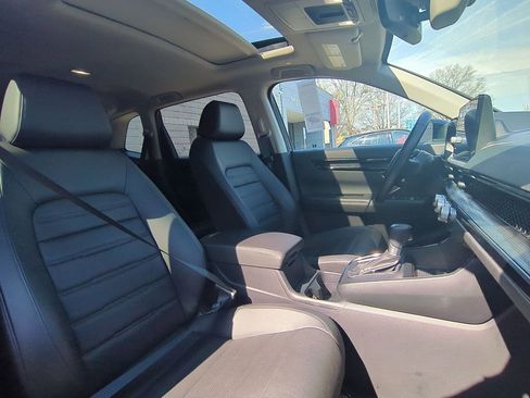 Used 2025 Honda CR-V EX-L image 29