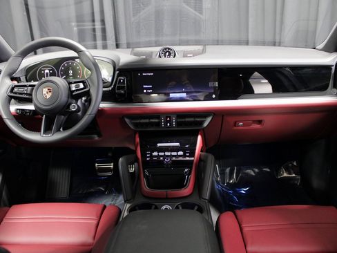 New 2026 Porsche Cayenne E-Hybrid Coupe image 24