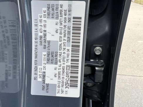 Used 2022 MAZDA MAZDA3 s FWD image 37