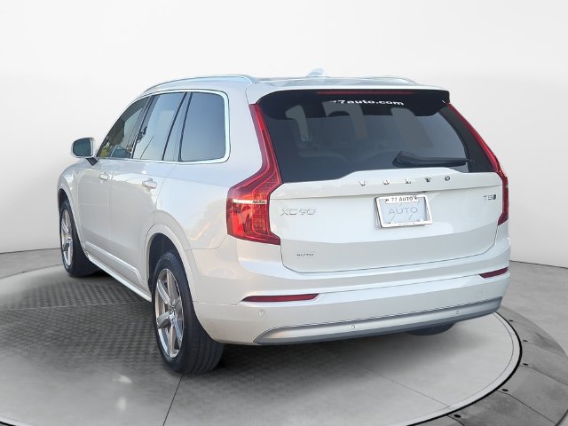 Used 2022 Volvo XC90 T5 Momentum AWD/4WD image 3