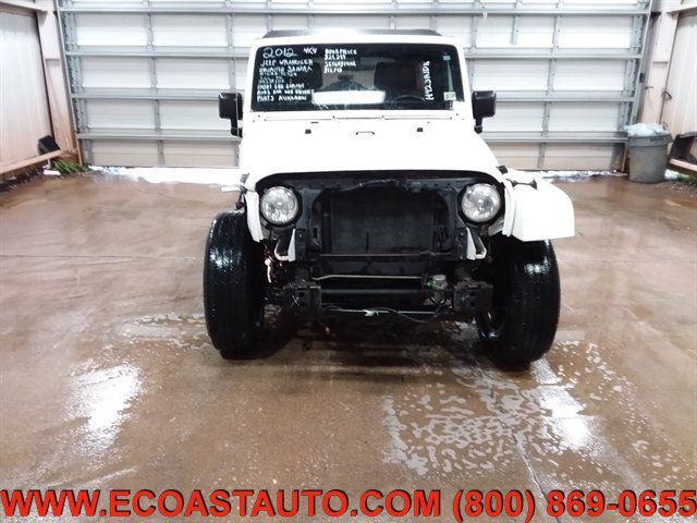 Used 2012 Jeep Wrangler Unlimited Sahara w/ Dual Top Group AWD/4WD image 7