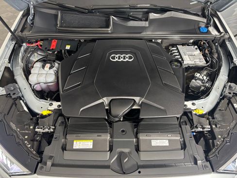 Used 2023 Audi Q7 3.0T Prestige w/ Prestige Package AWD/4WD image 22