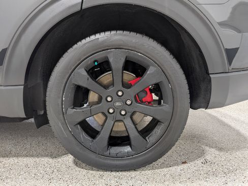 Used 2021 Ford Explorer ST w/ ST Street Pack image 10