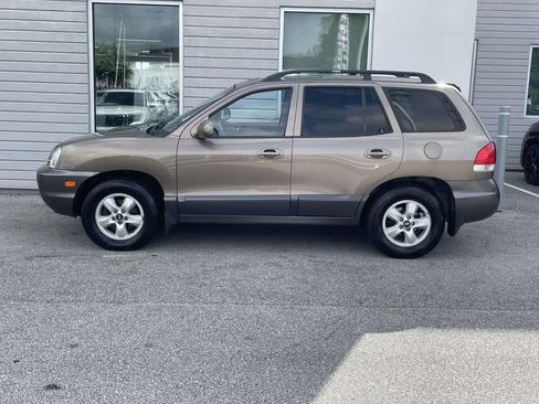 Used 2005 Hyundai Santa Fe GLS FWD image 3