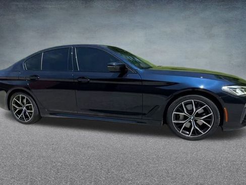 Used 2022 BMW 540i xDrive w/ M Sport Package image 31