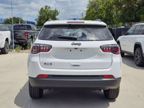 New 2026 Jeep Compass Latitude AWD/4WD image 8