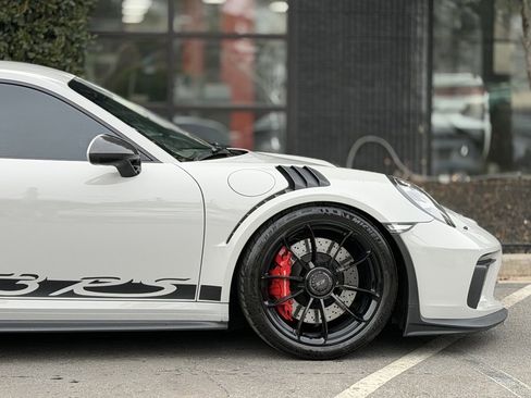 Used 2019 Porsche 911 GT3 RS image 22