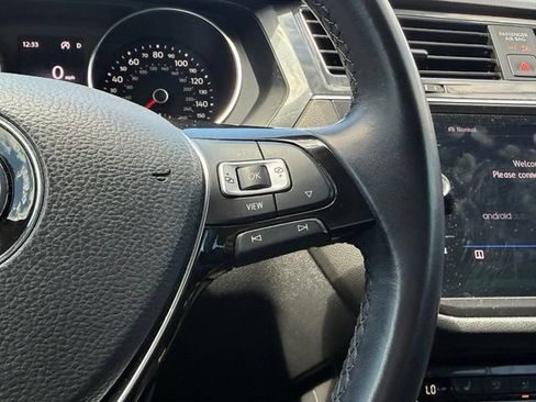Used 2019 Volkswagen Tiguan SE w/ 3rd Row Seat Package AWD/4WD image 25