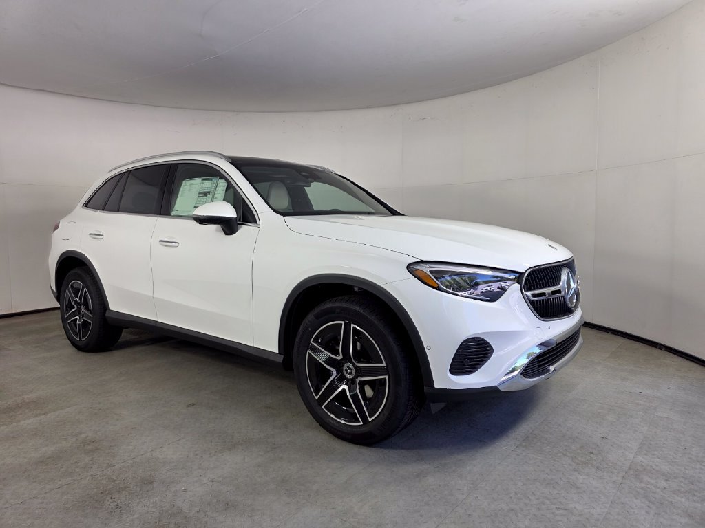 New 2027 Mercedes-Benz GLC 300 4MATIC image 1