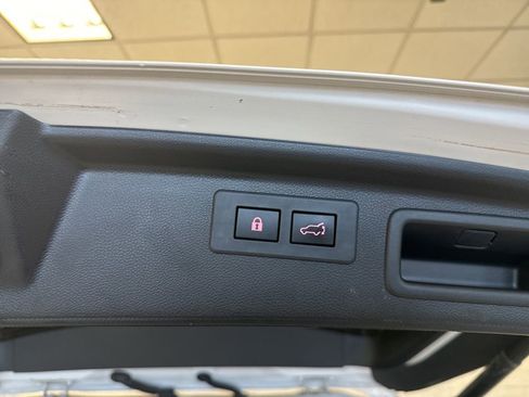 Used 2021 Subaru Forester Sport image 33