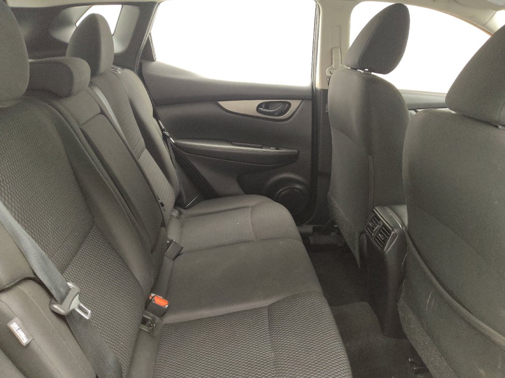 Used 2021 Nissan Rogue Sport S FWD image 19