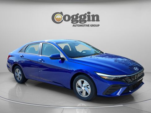 New 2026 Hyundai Elantra SE image 8