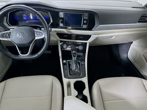 Used 2023 Volkswagen Jetta SE FWD image 18