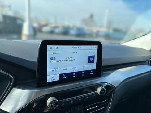 Used 2022 Ford Escape Titanium w/ Class II Trailer Tow Package image 13