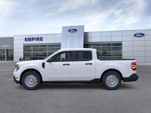 New 2026 Ford Maverick XL image 3