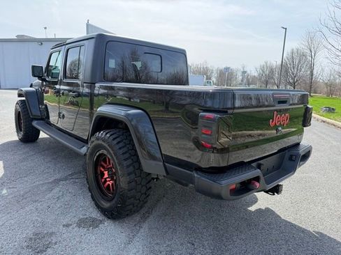 Used 2021 Jeep Gladiator Overland image 7
