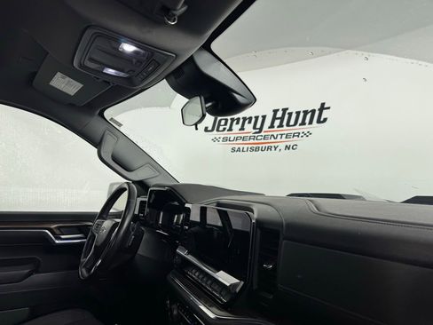 Used 2023 Chevrolet Silverado 1500 LT Trail Boss w/ Protection Package image 29