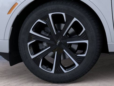 New 2026 Lincoln Nautilus Reserve AWD/4WD image 19