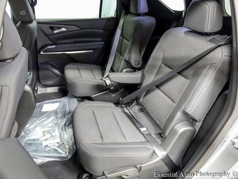 Used 2026 Chevrolet Traverse LT w/ Driver Confidence Package FWD image 10