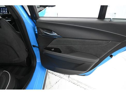 Used 2022 Cadillac CT4 V Blackwing w/ Carbon Fiber 1 Package image 17