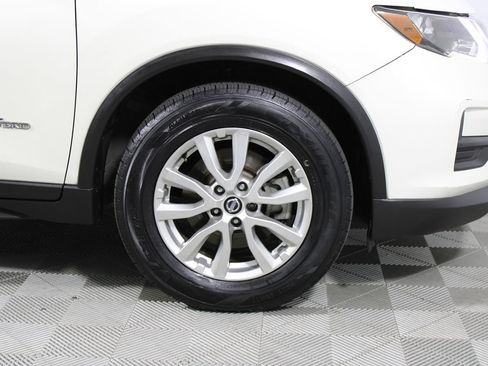 Used 2017 Nissan Rogue SV w/ HEV Premium Package FWD image 37
