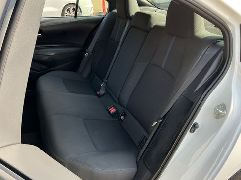 Used 2022 Toyota Corolla SE image 19
