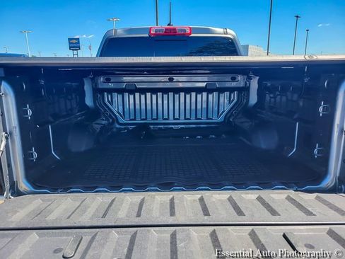 Certified 2023 Chevrolet Colorado LT w/ LT Convenience Package II AWD/4WD image 20