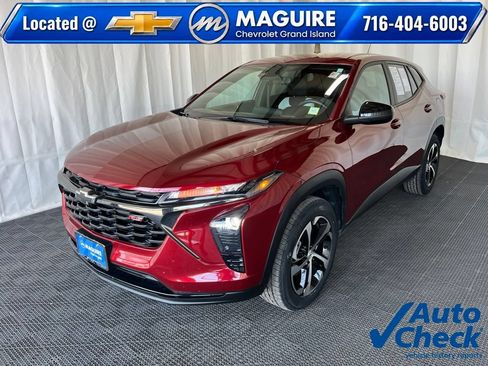 Used 2024 Chevrolet Trax RS FWD image 1