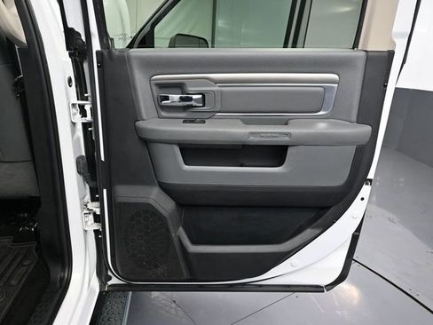 Used 2016 RAM 3500 Big Horn image 45