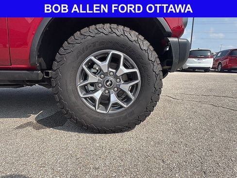 Used 2025 Ford Bronco Badlands AWD/4WD image 7