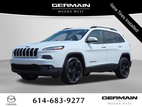 Used 2016 Jeep Cherokee Latitude w/ Comfort/Convenience Group AWD/4WD image 1