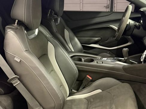 Used 2023 Chevrolet Camaro SS RWD image 18