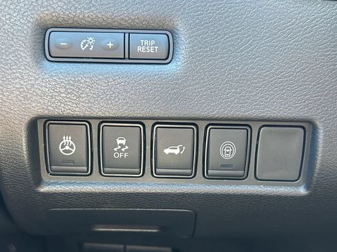 Used 2023 Nissan Murano Platinum AWD/4WD image 5