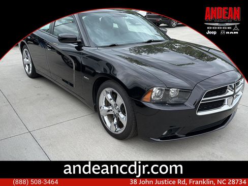 Used 2012 Dodge Charger R/T RWD image 1