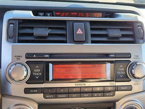 Used 2011 Toyota 4Runner SR5 image 18