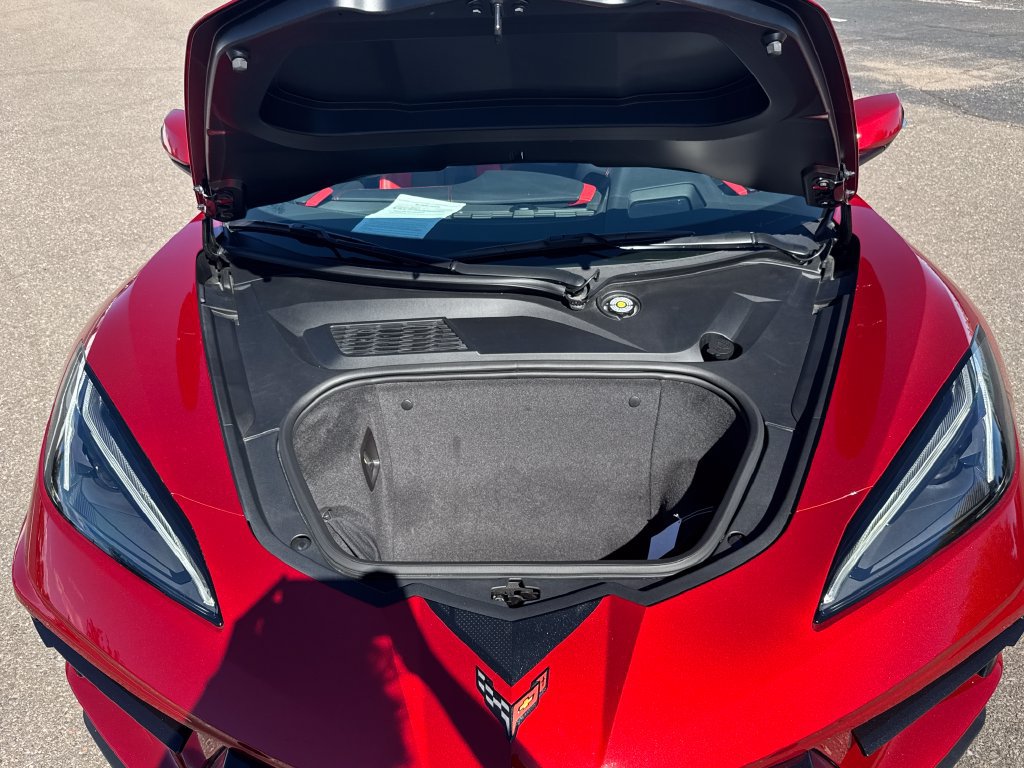 Used 2021 Chevrolet Corvette Stingray Preferred Cpe w/ Z51 Performance Package RWD image 21