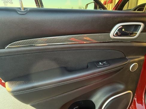 Used 2018 Jeep Grand Cherokee Trackhawk w/ Trailer Tow Group IV image 27