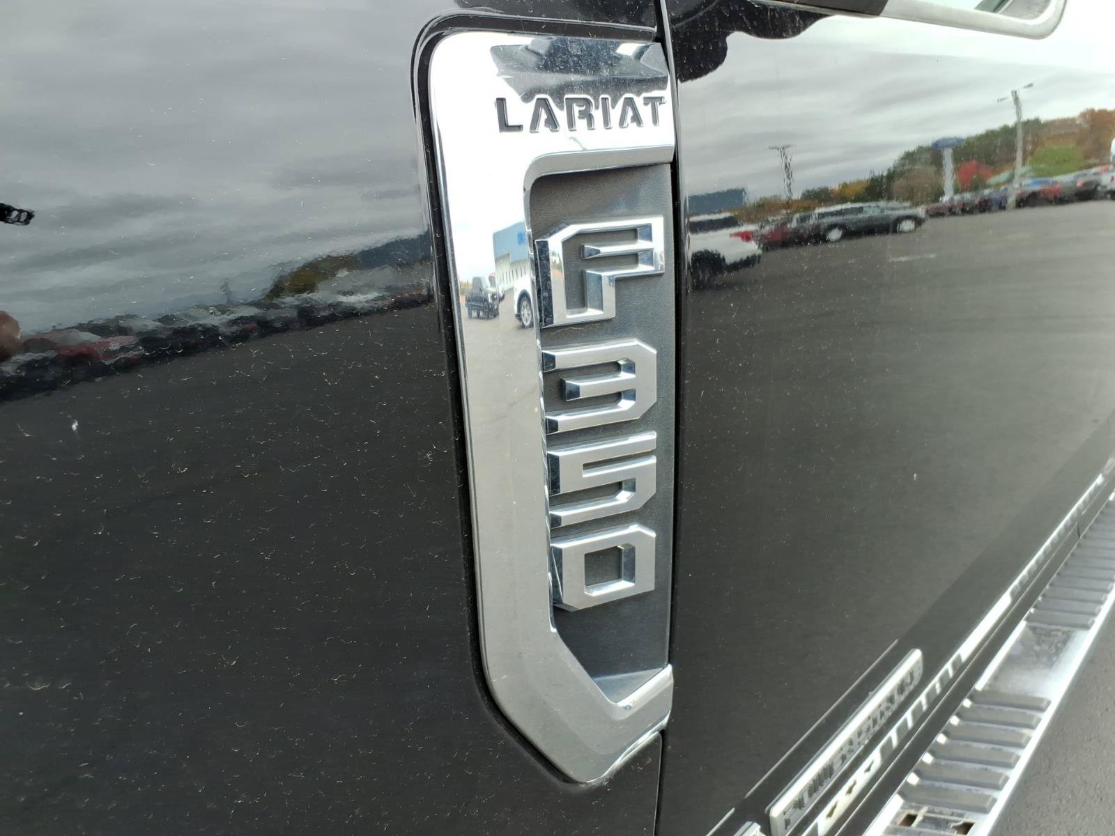 Used 2017 Ford F350 Lariat w/ Chrome Package AWD/4WD image 2