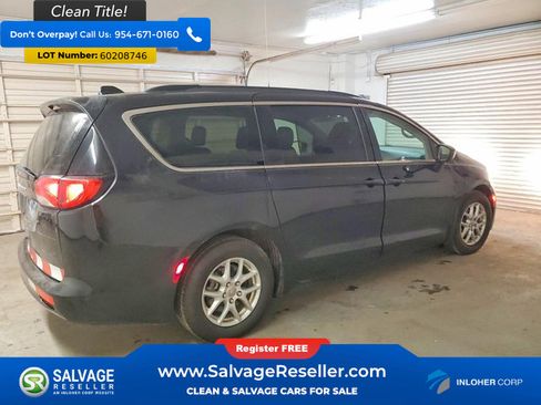 Used 2020 Chrysler Voyager Lxi FWD image 4