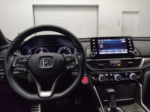 Used 2018 Honda Accord Sport image 22