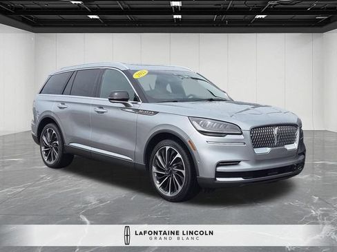 Used 2022 Lincoln Aviator Reserve w/ Equipment Group 201A AWD/4WD image 7
