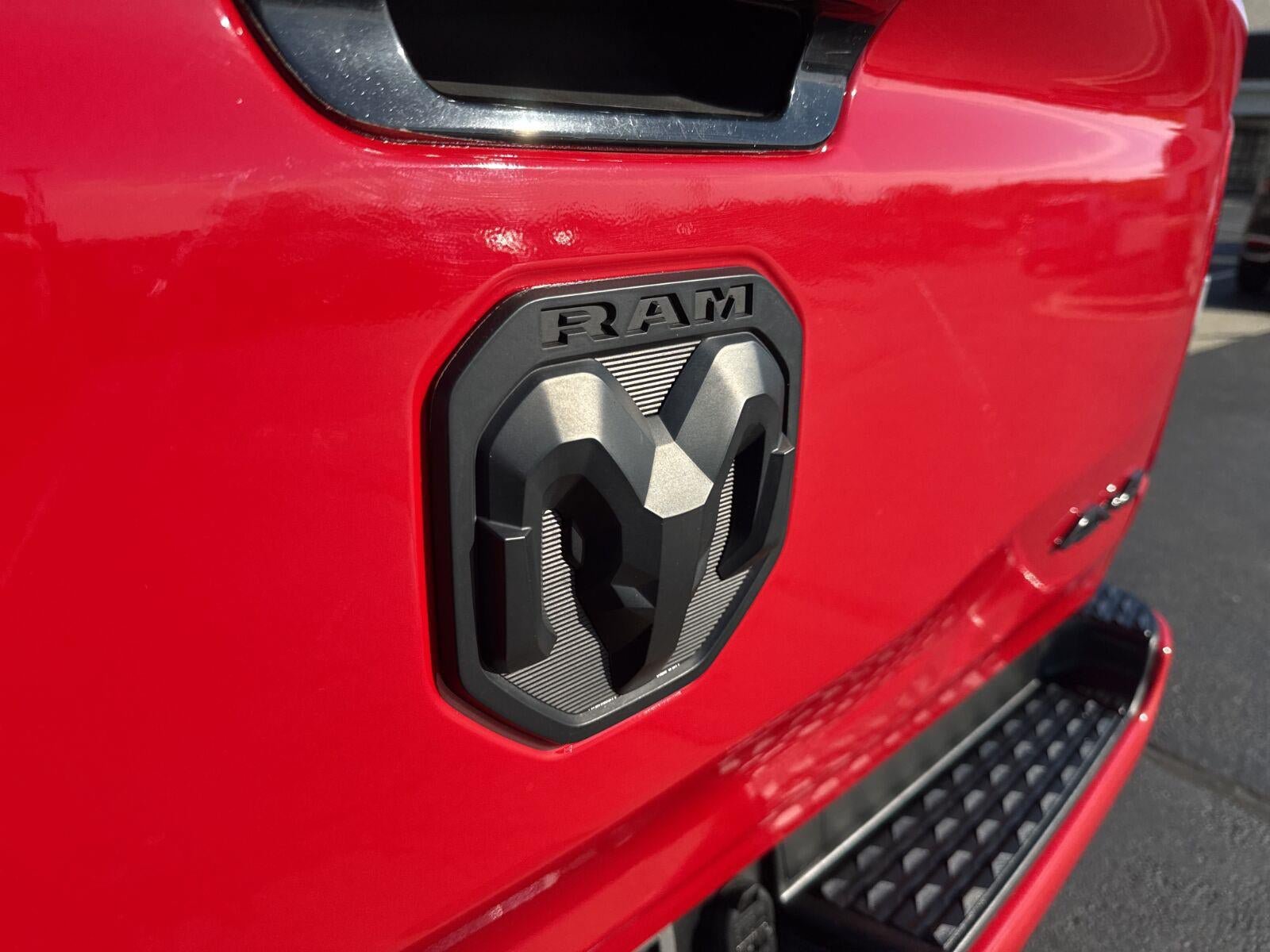 Used 2023 RAM 1500 Big Horn AWD/4WD image 17