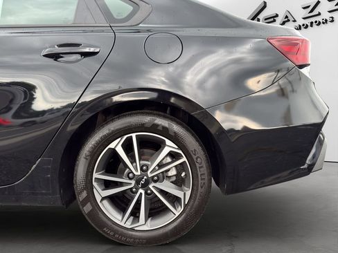 Used 2022 Kia Forte LXS FWD image 24