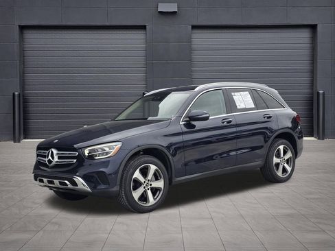 Used 2022 Mercedes-Benz GLC 300 w/ Premium Package Lite image 1