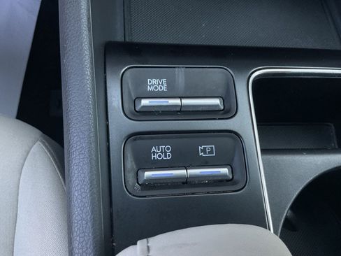 Used 2025 Hyundai Sonata SEL FWD image 25