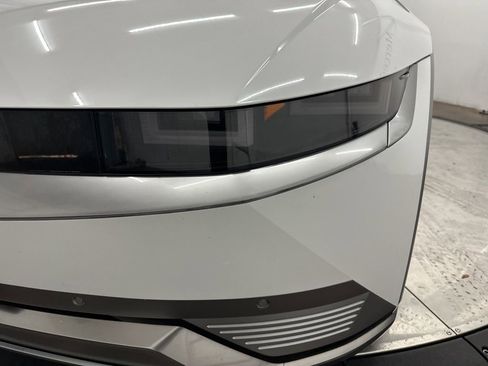 Used 2023 Hyundai Ioniq 5 Limited image 31