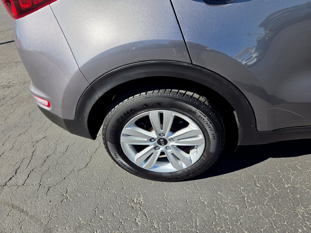 Used 2019 Kia Sportage LX AWD/4WD image 11